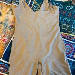 Skims Sculpting Body Suit